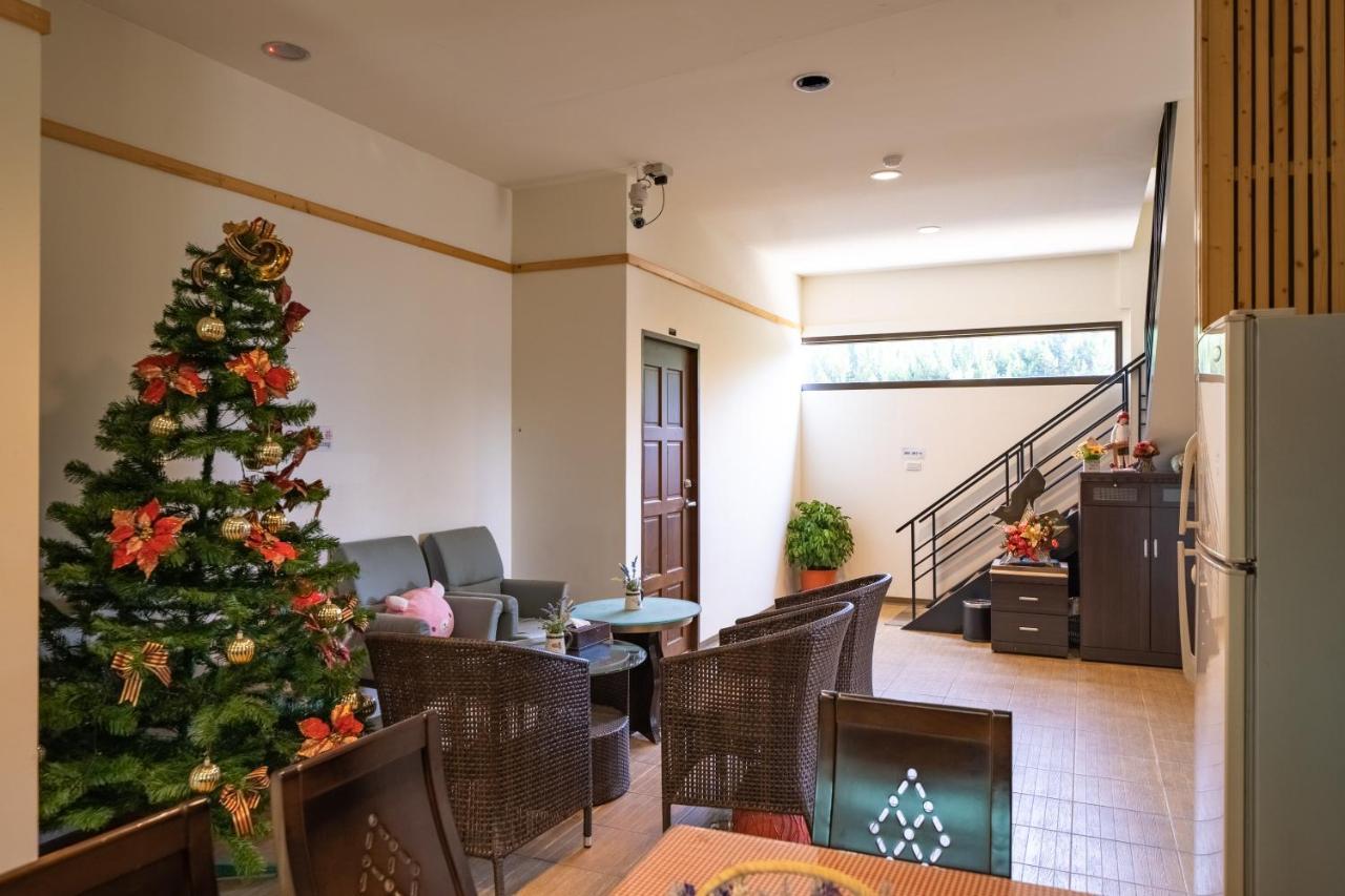 Hua Mu Xing Jing B&B Renai Dış mekan fotoğraf